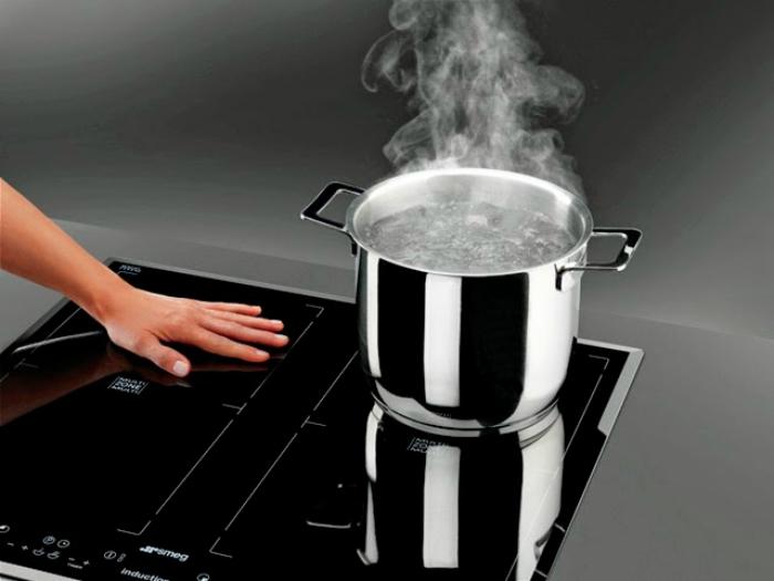 Thay kính bếp từ Hafele chính hãng – BH 1 năm – Báo giá mới 2026