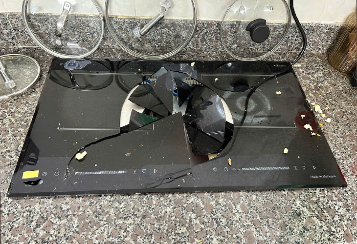 Thay mặt kính bếp từ SMEG từ chuyên gia có kinh nghiệm lâu năm
