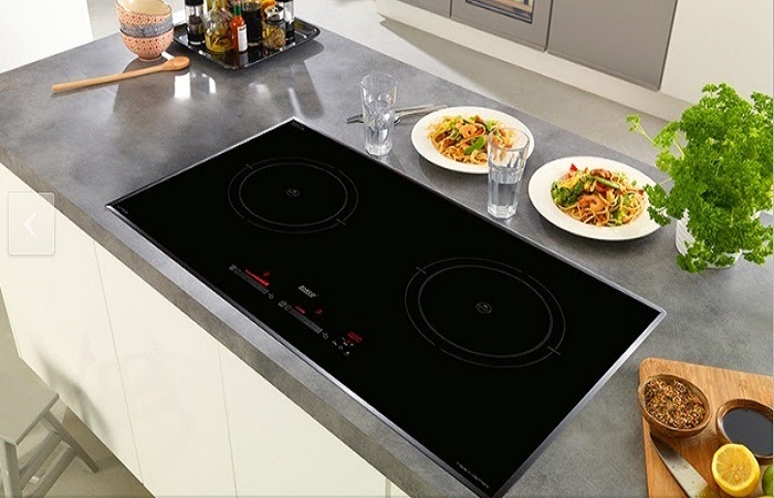 Dịch vụ thay kính & sửa bếp từ Quận Tân Phú được bảo hành dài hạn