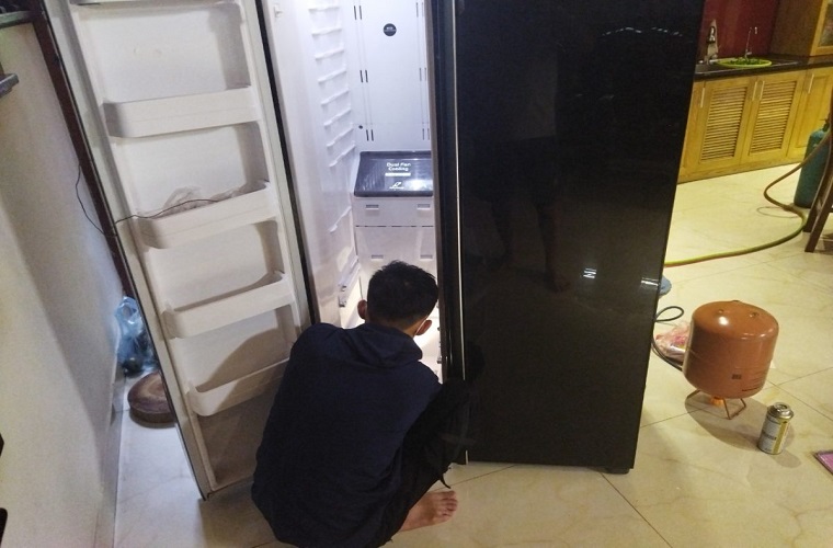 Sửa tủ lạnh tận nhà với tất cả các mã lỗi khác nhau