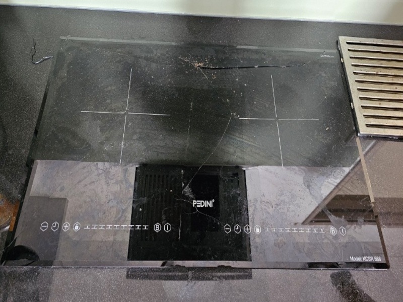 Quy trình thay kính bếp từ Hà Nội được tiến hành khoa học, bài bản