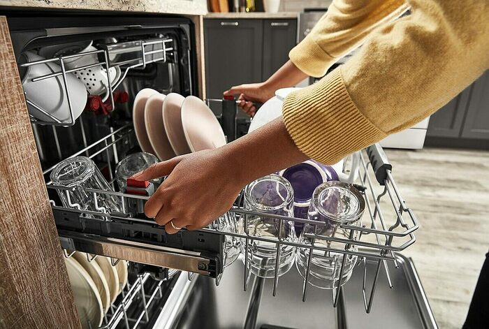 Máy rửa chén là người bạn đồng hành không thể thiếu