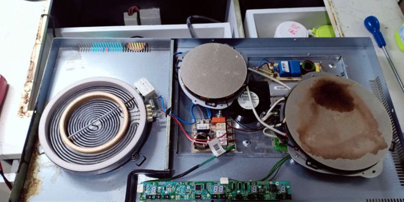 Quy trình sửa chữa & thay kính bếp từ Tại Huế bài bản và khoa học