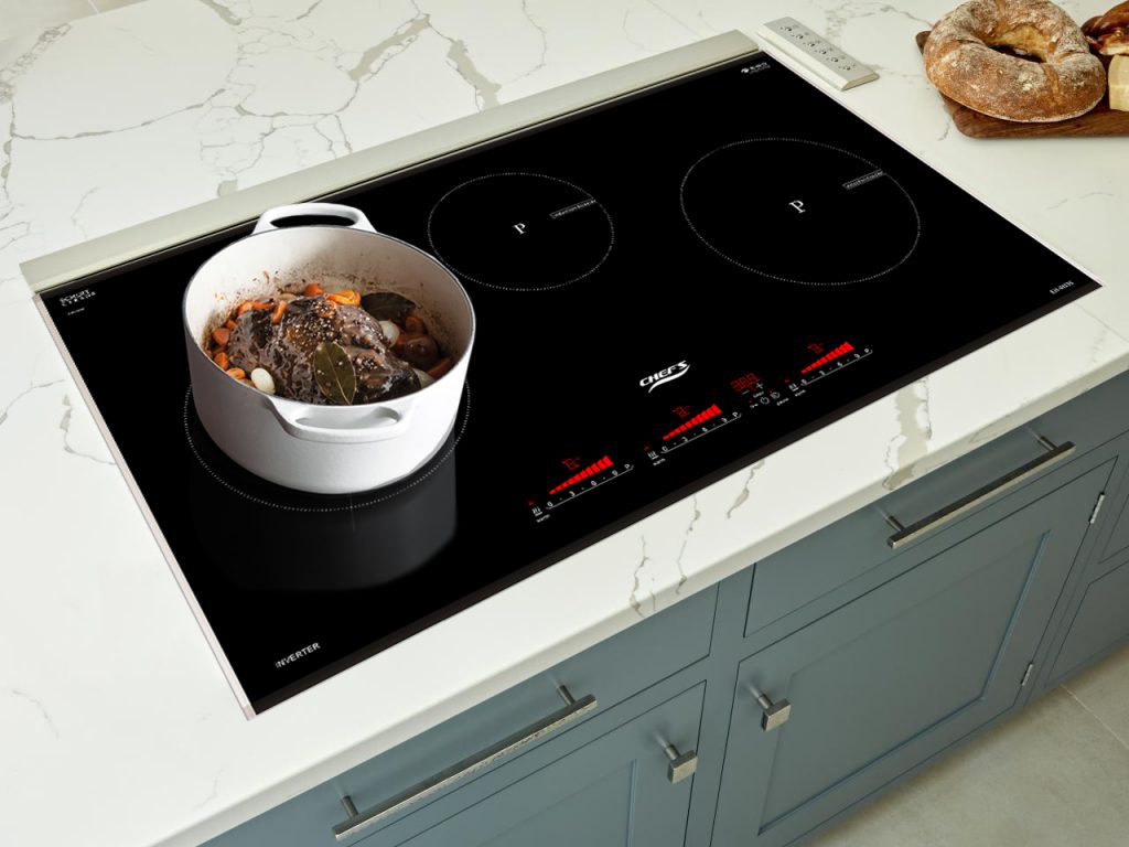 Bếp kêu to do quạt tản nhiệt đã bị kẹt hoặc bụi bẩn tích tụ lâu ngày