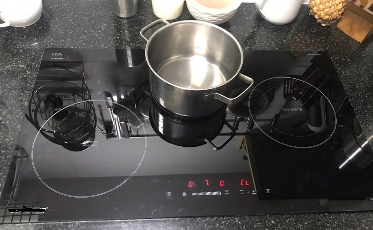 Trung tâm bảo hành - sửa chữa & thay kính Bếp từ SOWUN làm việc chuyên nghiệp qua các bước