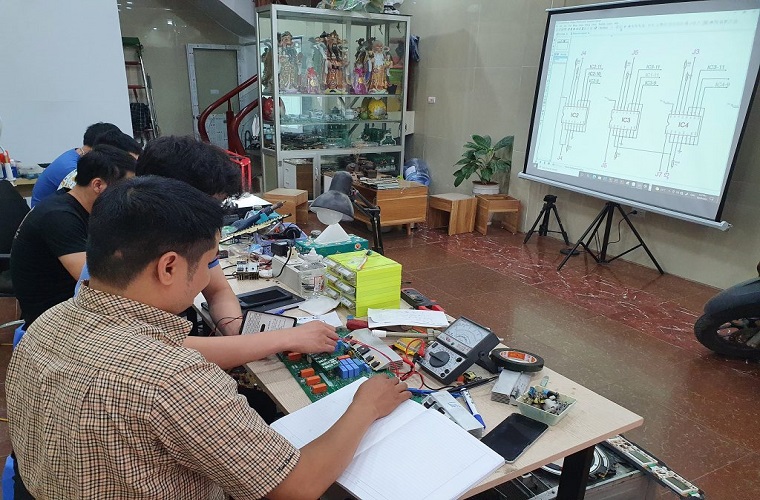 Bảng giá sửa bếp từ luôn được cập nhật và công khai đến khách hàng