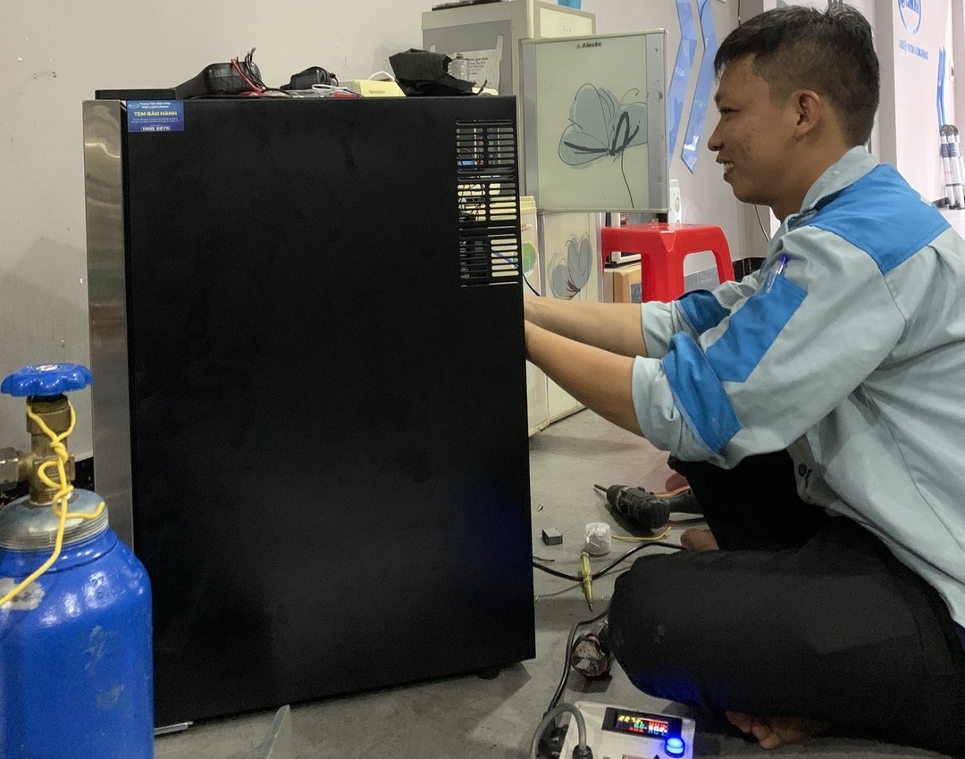 Sửa tủ rượu Kocher: Hướng dẫn toàn diện từ chuyên gia tại Sửa thiết bị châu Âu