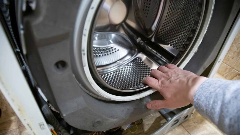 Cần liên hệ ngay dịch vụ sửa chữa chuyên nghiệp khi phát hiện sự cố hư hỏng phức tạp