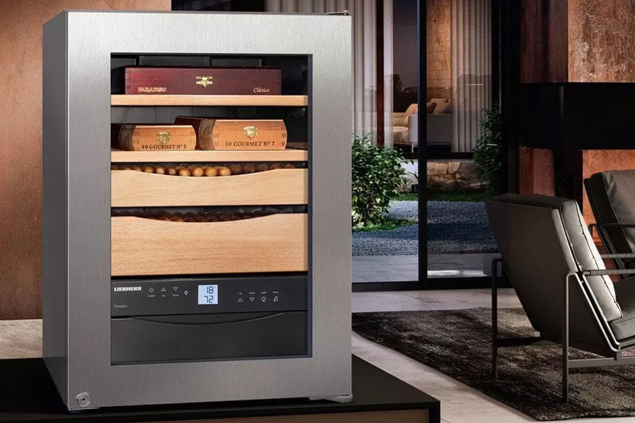 Màn hình hiển thị báo lỗi cần được kiểm tra chi tiết, xác định rõ lý do hỏng hóc